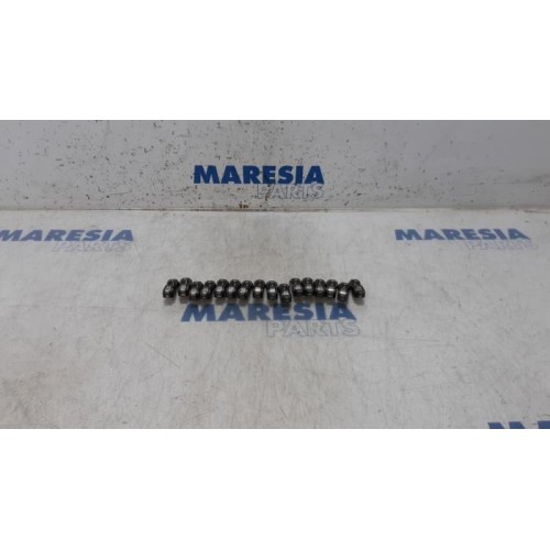 Peugeot - 207 - Rocker arm