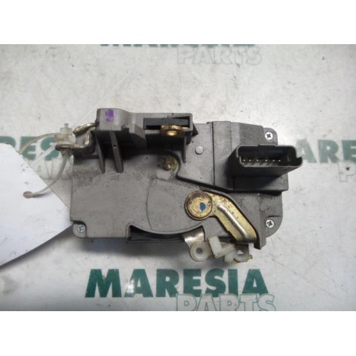 Citroen - C5 - Door lock mechanism 4-door, front left