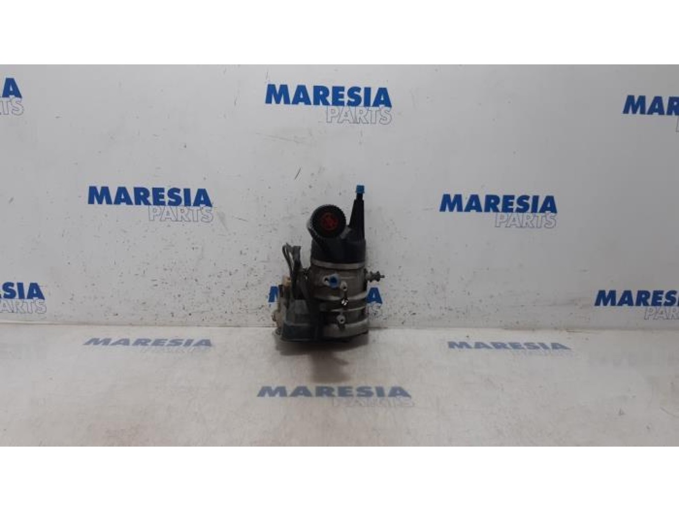 Citroen - C4 Grand Picasso - Power steering pump
