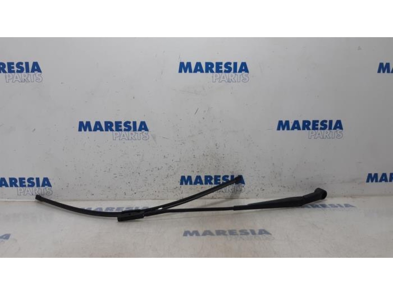 Citroen - C4 Grand Picasso - Front wiper arm