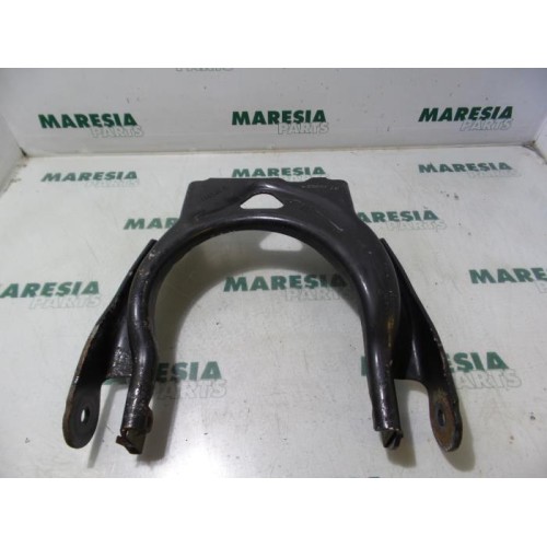 Peugeot - 407 - Querlenker links vorne