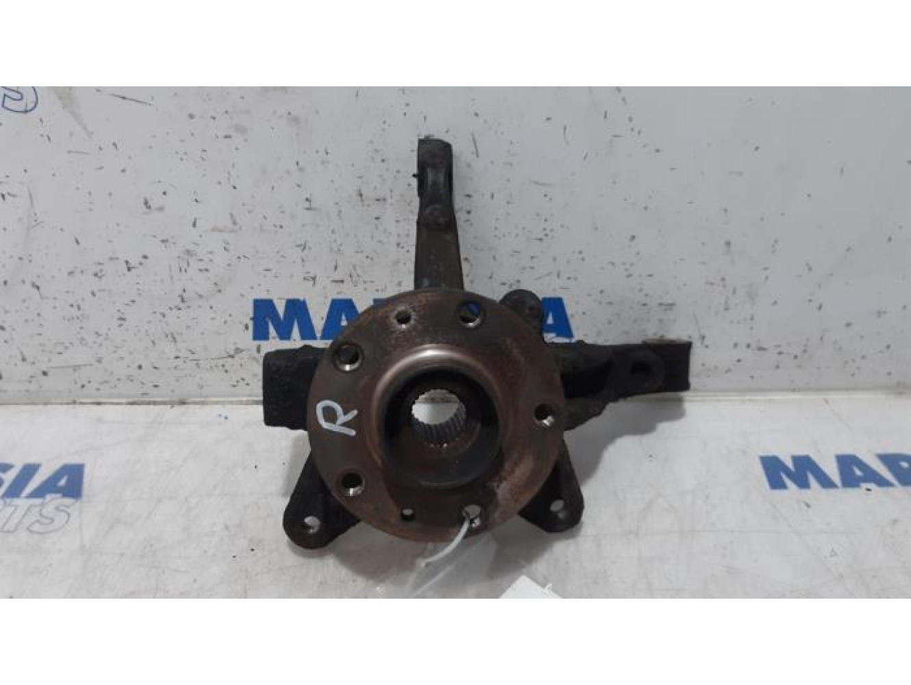 Renault - Kangoo - Knuckle, front right