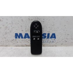 Citroen - C3 - Multi-functional window switch