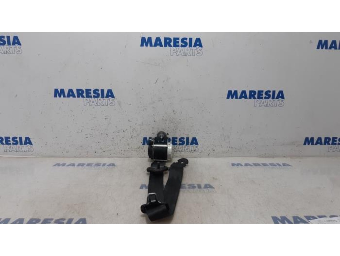 Renault - Trafic - Front seatbelt, right