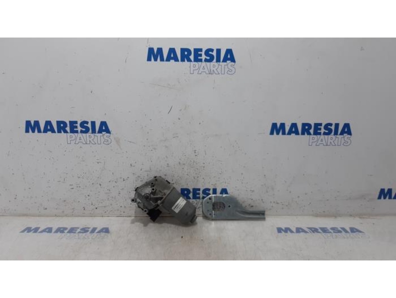 Renault - Trafic - Front wiper motor