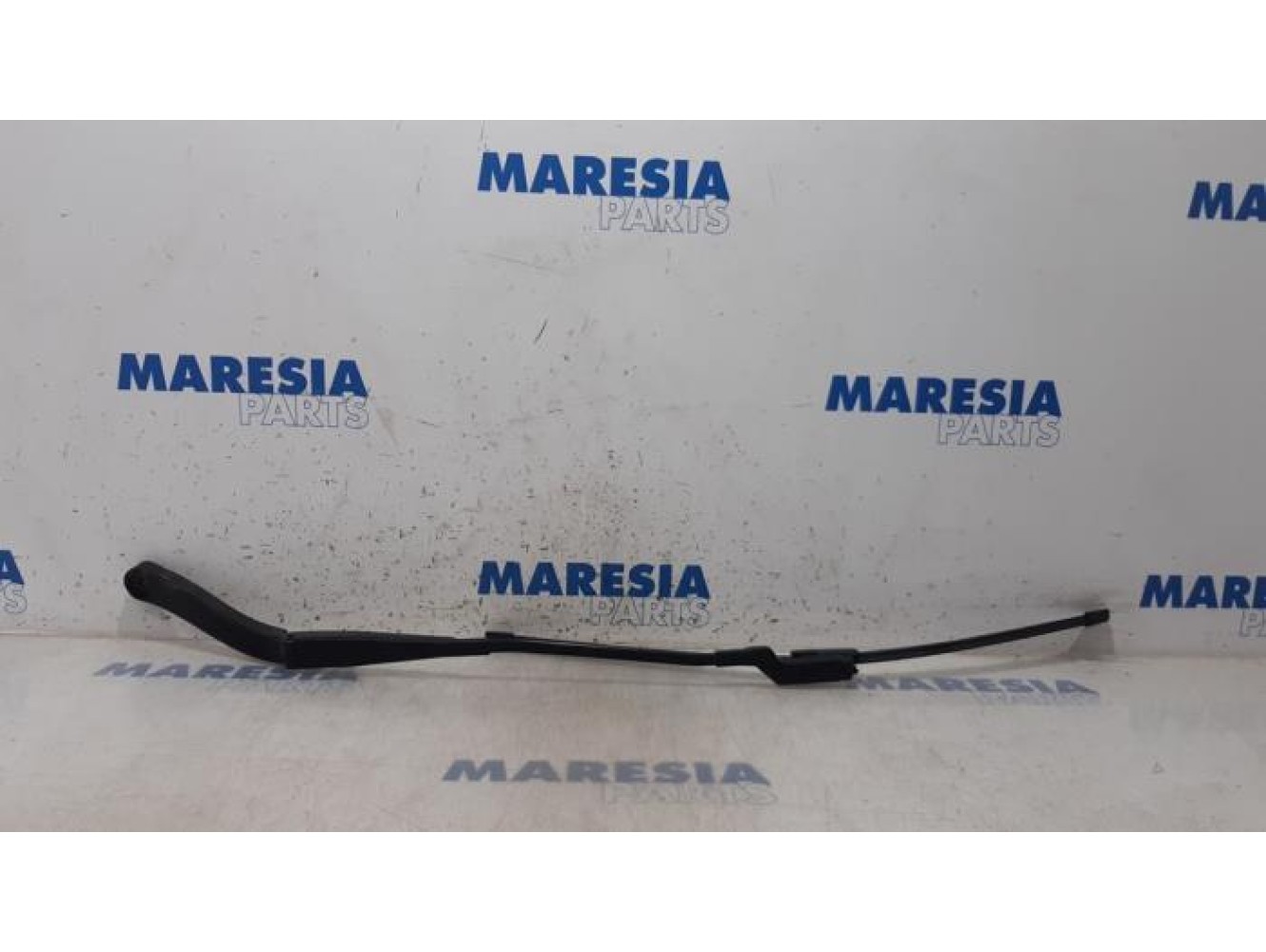 Renault - Trafic - Front wiper arm