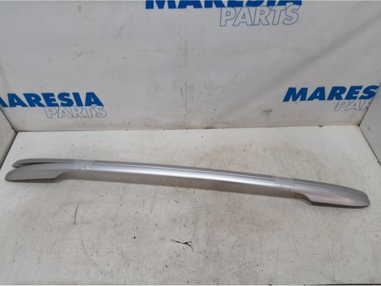 Renault - Megane - Roof rail kit