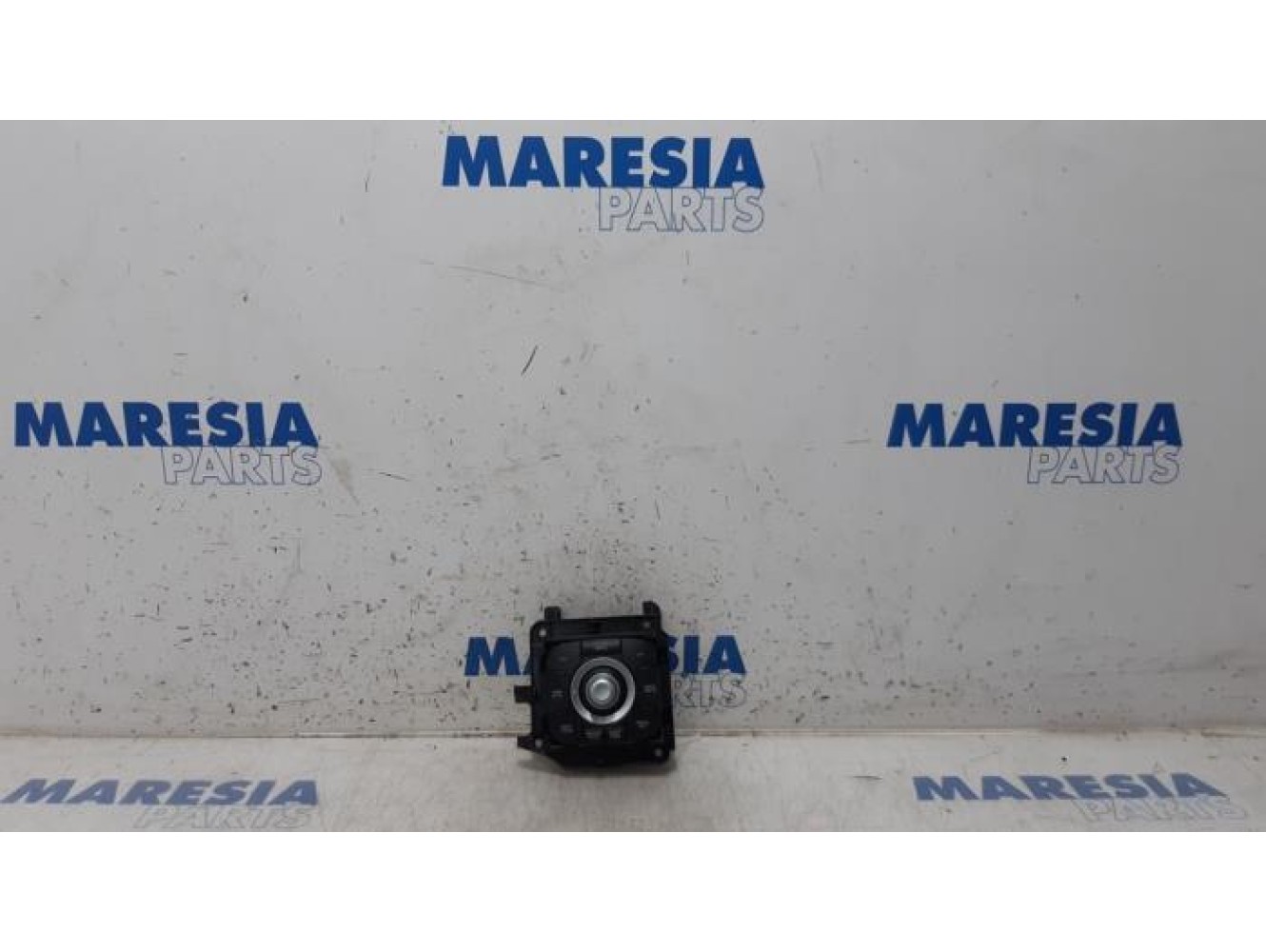 Renault - Megane - Navigation control panel