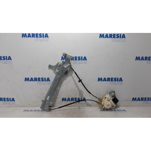 Renault - Megane - Rear door window mechanism 4-door, left