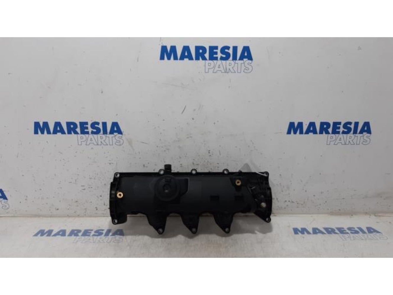 Renault - Megane - Rocker cover