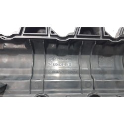 Renault - Megane - Rocker cover