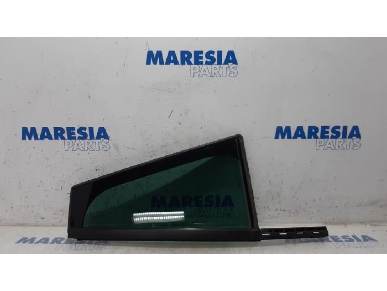 Citroen - C4 Grand Picasso - Dreieckfenster links hinten