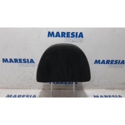 Citroen - C4 Grand Picasso - Headrest