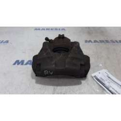 Renault - Megane - Front brake calliper, right
