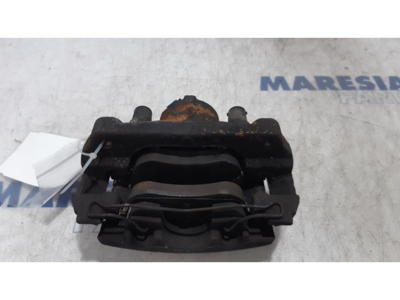 Renault - Megane - Front brake calliper, left