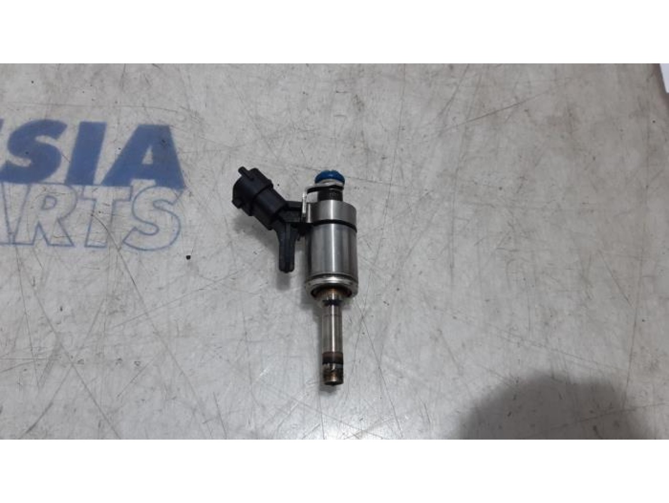 Peugeot - 5008 - Injector (petrol injection)