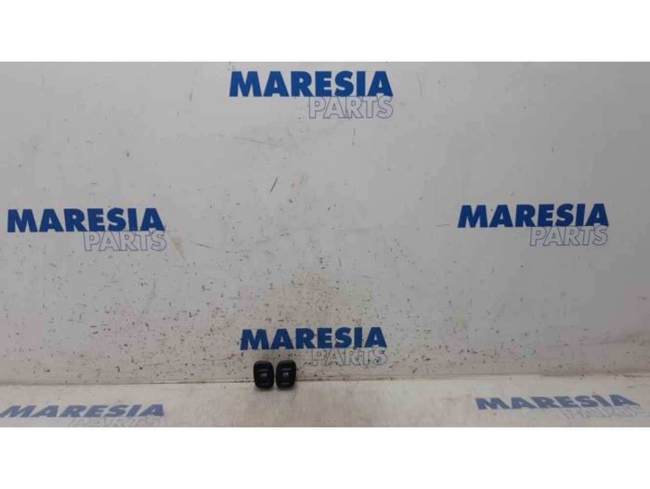 Fiat - Panda - Multi-functional window switch