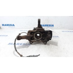 Renault - Trafic - Knuckle, front right