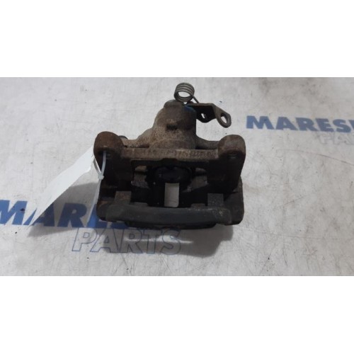 Renault - Trafic - Rear brake calliper, right