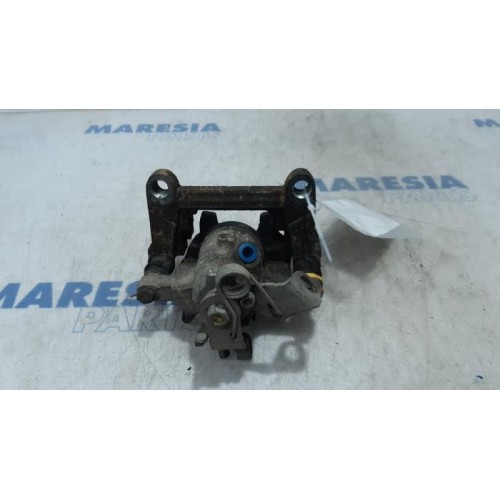 Renault - Trafic - Bremszange links hinten