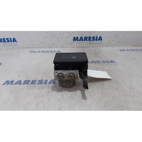 Renault - Trafic - ABS Pomp