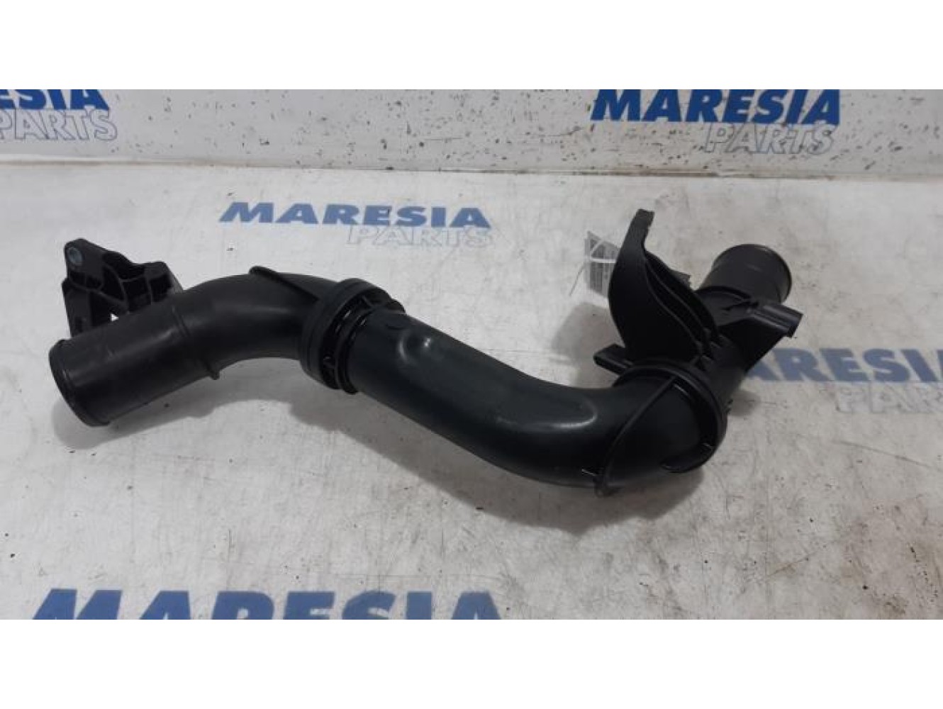 Renault - Trafic - Intercooler Buis