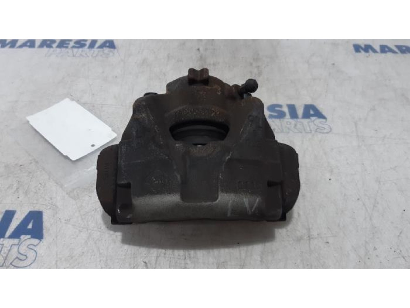 Renault - Megane - Front brake calliper, left
