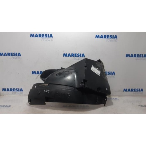 Renault - Trafic - Wheel arch liner