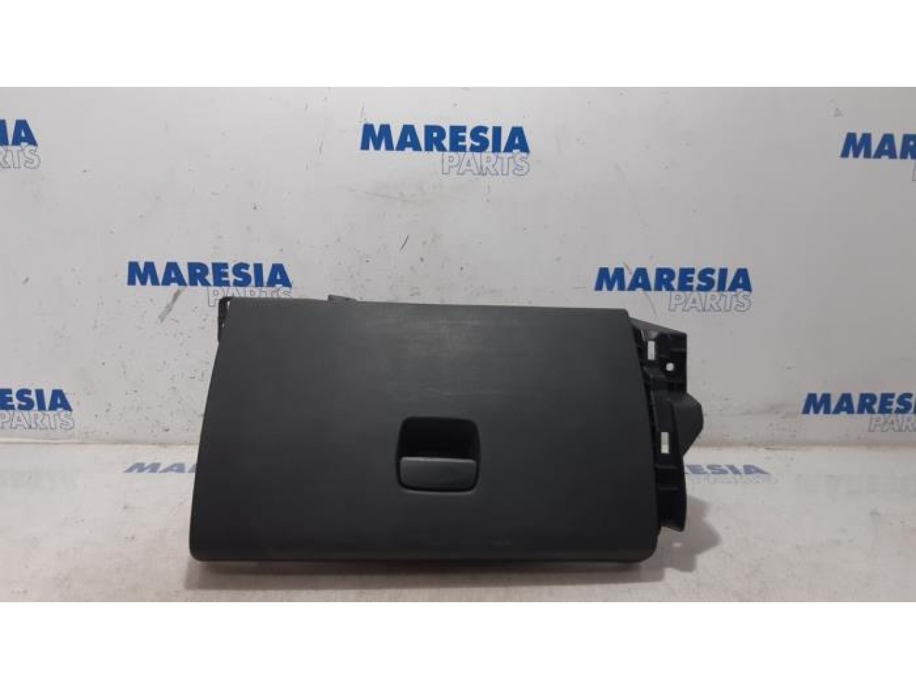 Renault - Trafic - Glovebox