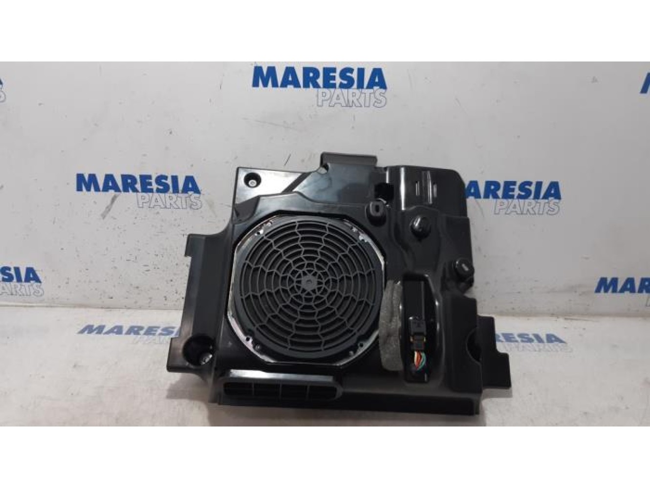 Citroen - C4 Grand Picasso - Subwoofer