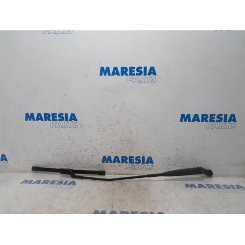Fiat - 500 - Front wiper arm