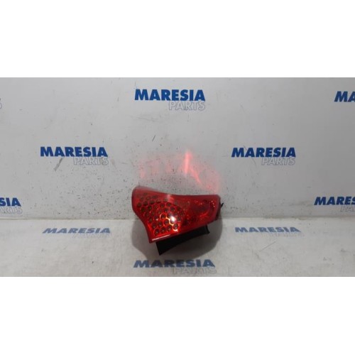 Peugeot - 3008 - Taillight, left