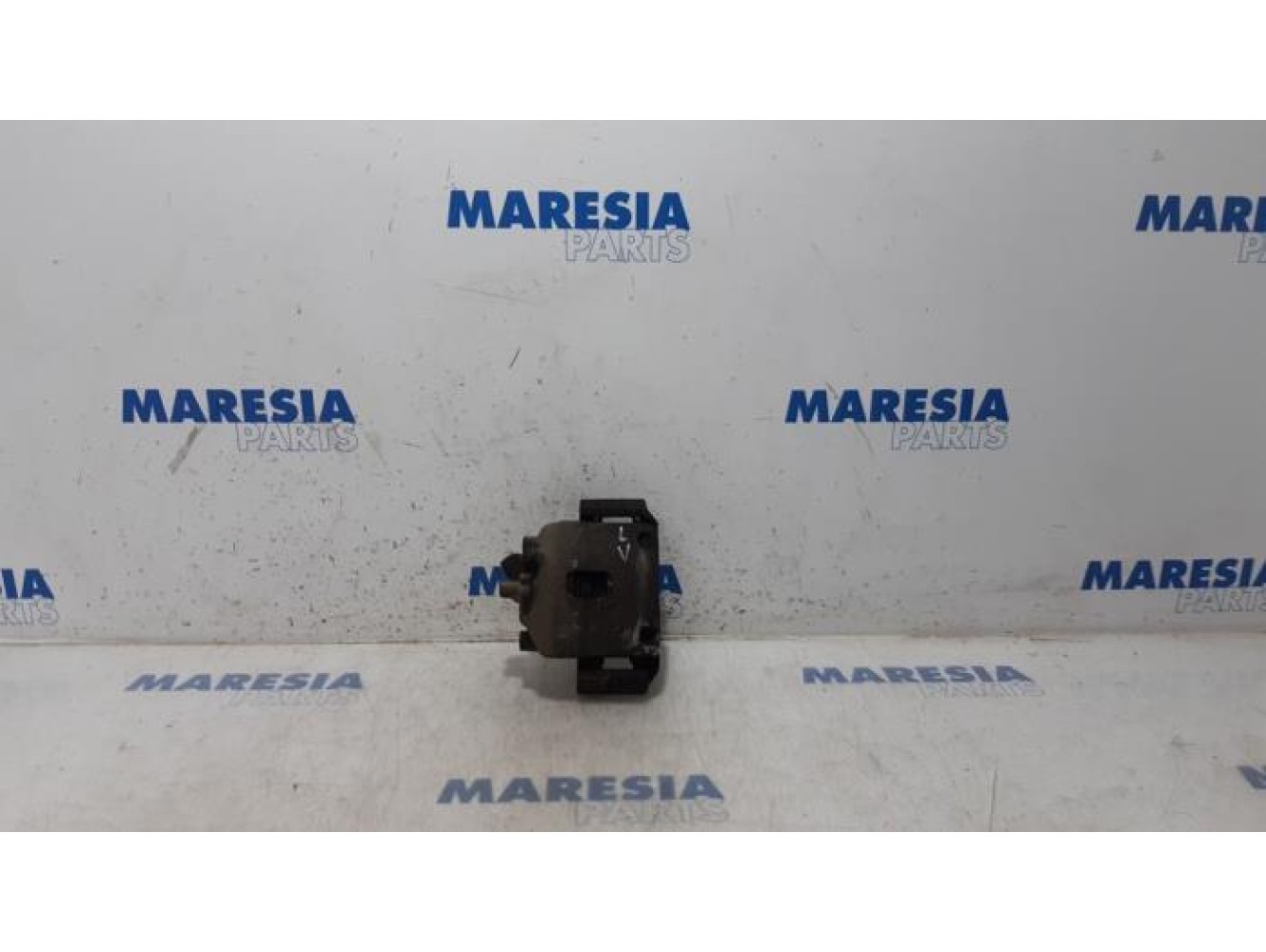 Fiat - Panda - Front brake calliper, left