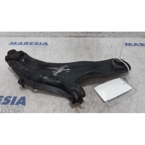 Renault - Kangoo - Front lower wishbone, left