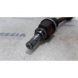 Renault - Kangoo - Aandrijfas links-voor