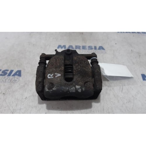 Renault - Kangoo - Front brake calliper, right