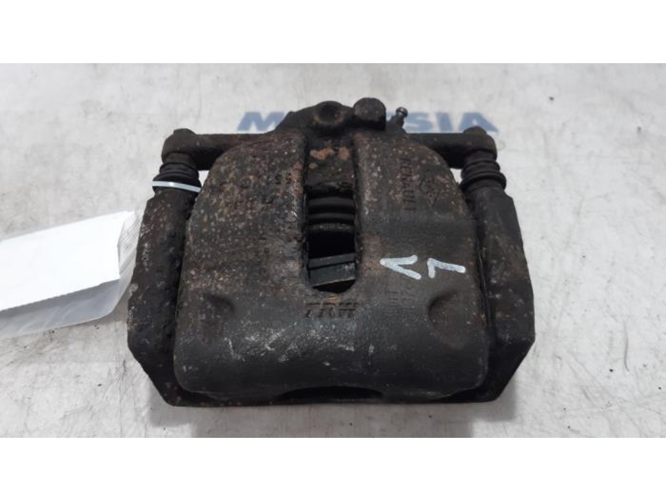 Renault - Kangoo - Front brake calliper, left