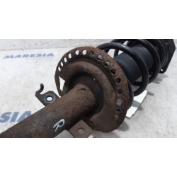 Renault - Kangoo - Front shock absorber rod, right