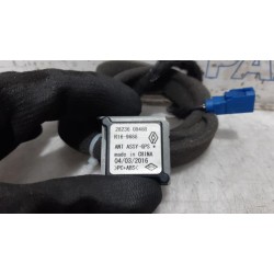 Renault - Kangoo - GPS antenna