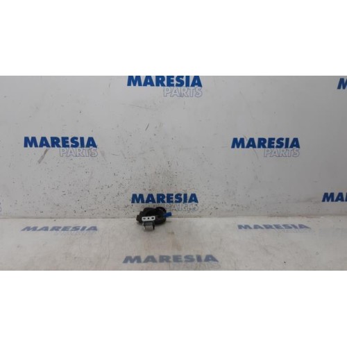 Renault - Kangoo - GPS Antenne