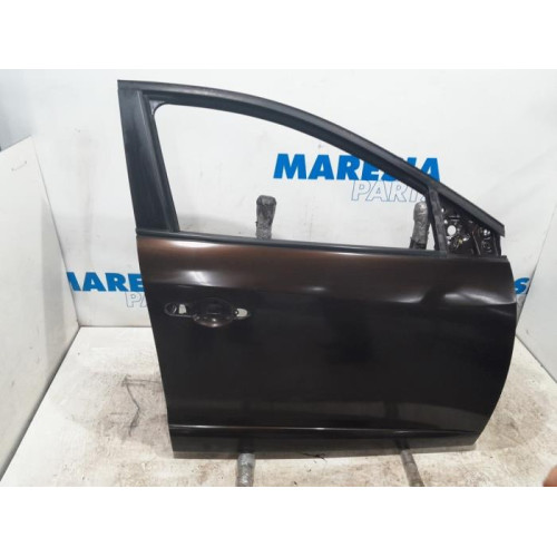 Renault - Megane - Front door 4-door, right