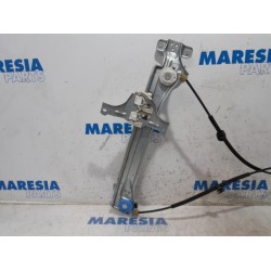 Renault - Megane - Rear door window mechanism 4-door, right