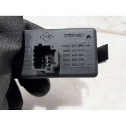 Renault - Megane - Panic lighting switch