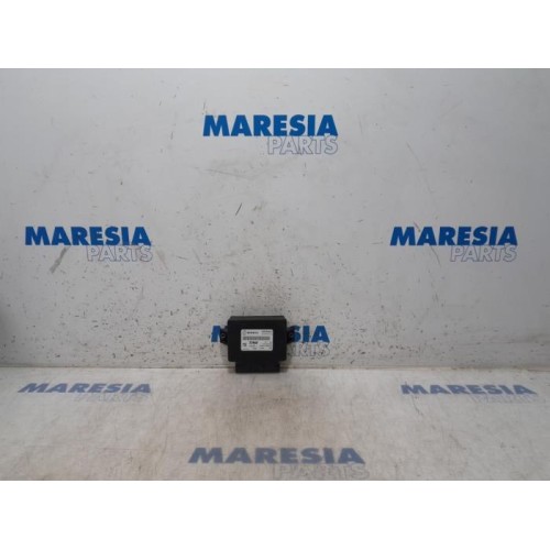 Renault - Megane - Handbremse Modul