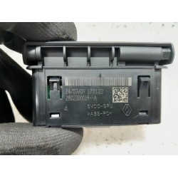 Renault - Megane - AUX/USB aansluiting