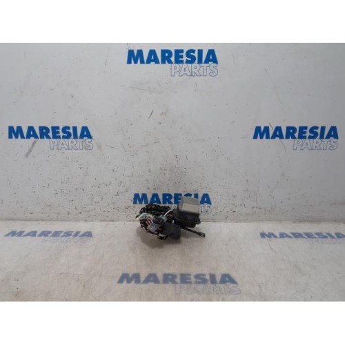 Renault - Megane - Heater resistor