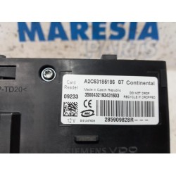 Renault - Megane - Card reader (lock)