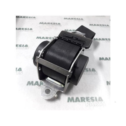 Peugeot - 407 - Rear seatbelt, right