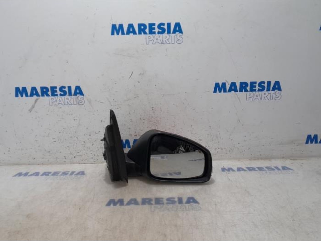Renault - Megane - Wing mirror, right