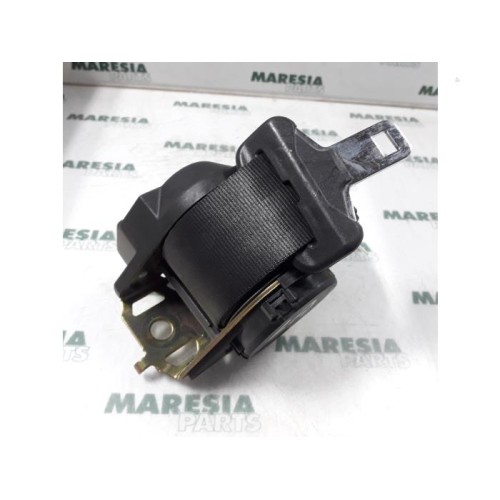 Peugeot - 406 - Sicherheitsgurt links hinten